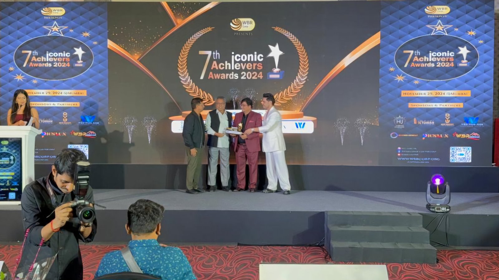 7th Iconic Achievers Award Image 2